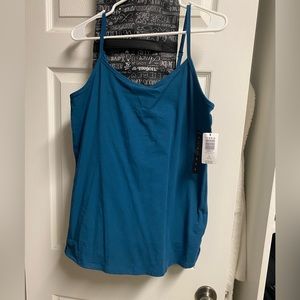 Torrid Foxy V-Neck Tank NWT